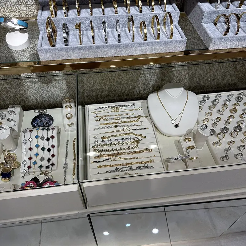 Jewelry and watch counter